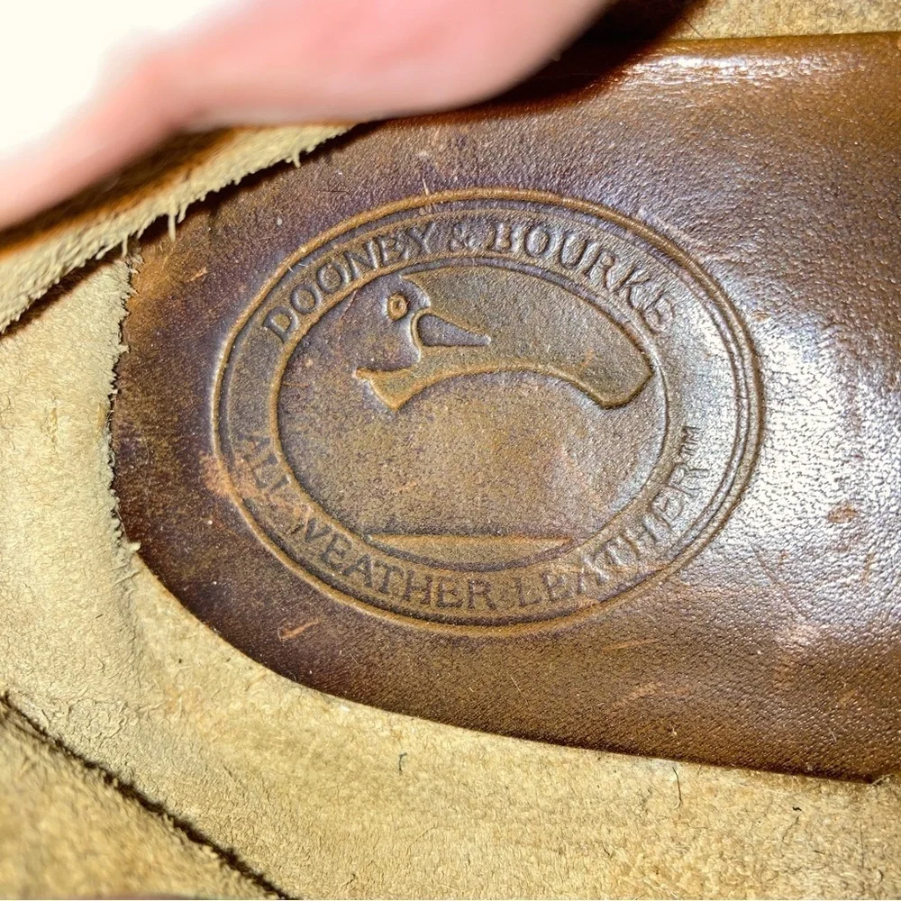 Dooney & Bourke Chestnut Pebbled Leather Boat Shoes Sz 8-8.5